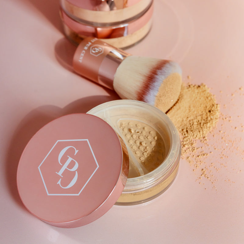 Loose Mineral Foundation & Kabuki brush Cent Pur Cent