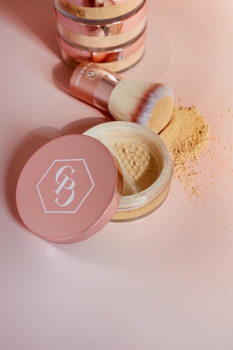 Loose mineral foundation & kabuki brush