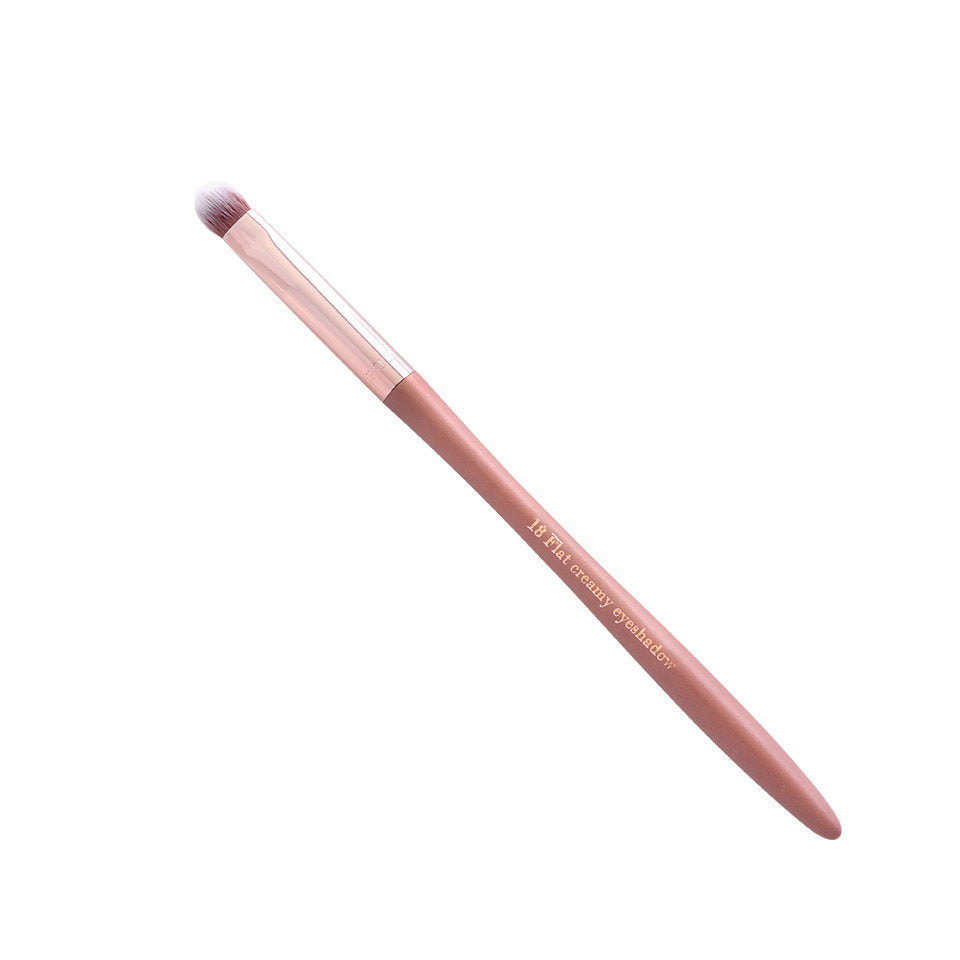 CPC Flat Creamy Eyeshadow Brush 18